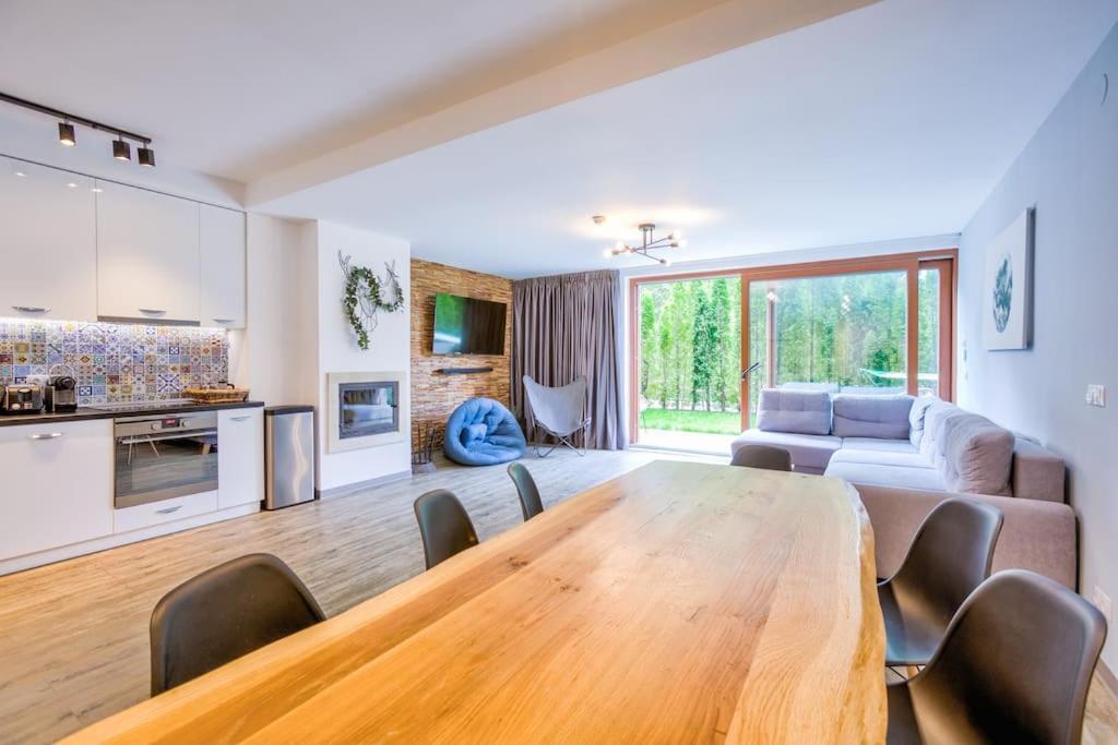 Splendor 3 Bedroom Flat In Silver Mountain โปยานาบราซอฟ ภายนอก รูปภาพ