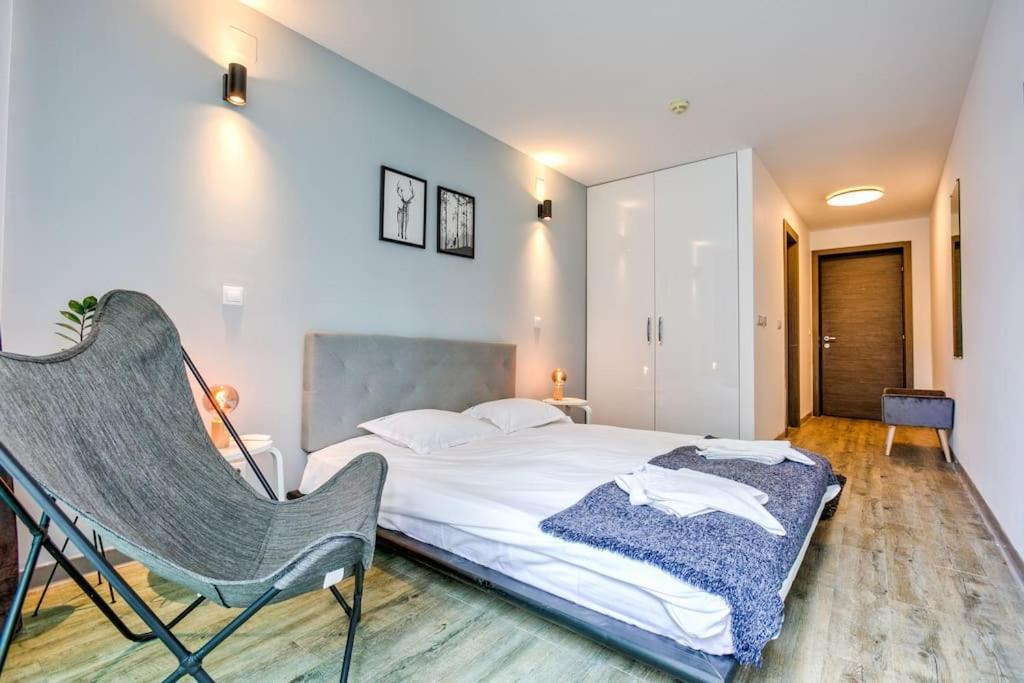 Splendor 3 Bedroom Flat In Silver Mountain โปยานาบราซอฟ ภายนอก รูปภาพ