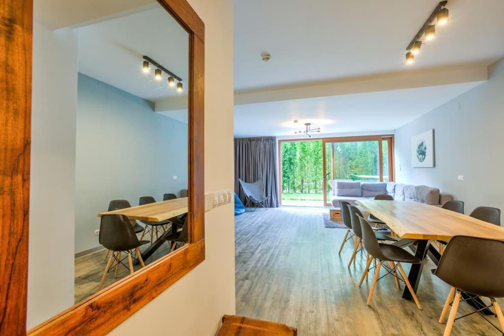 Splendor 3 Bedroom Flat In Silver Mountain โปยานาบราซอฟ ภายนอก รูปภาพ