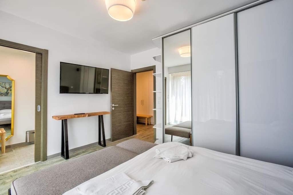 Splendor 3 Bedroom Flat In Silver Mountain โปยานาบราซอฟ ภายนอก รูปภาพ